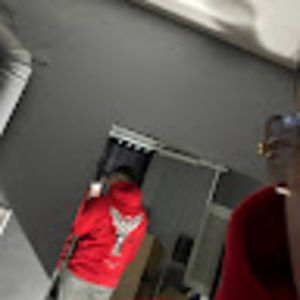 Meet your Posher, Victor